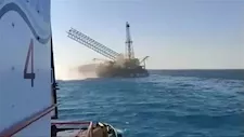 على متنها 3300 شخص.. اصطدام سفينة سياحية بسفينتي حاويات في ألمانيا "فيديو"