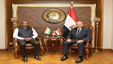 مباحثات بين قطاع الأعمال وسفير الهند بالقاهرة لتعزيز التعاون الصناعي والاستثماري