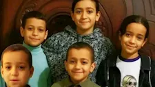أول بيان من النيابة العامة بشأن واقعة وفاة عدد من الأطفال ووالدهم بالمنيا