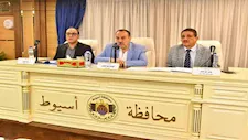 محافظة أسيوط تدرس إنشاء محور تنموي يربطها بالبحر الأحمر