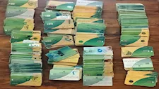 تموين المنيا تصادر طن دقيق مدعم و318 بطاقة تموينية استولى عليها صاحب مخبز