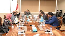 وزير الإسكان يتابع تنفيذ الممشى السياحي بالشيخ زايد
