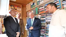 صور.. الانتهاء من إجراءات تسكين 133 من بائعي سور الأزبكية في المكتبات الجديدة