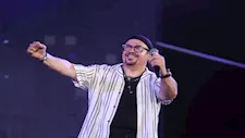 "كامل العدد".. هشام عباس يعلن نفاد تذاكر حفل "أغاني التسعينات" في أبو ظبي