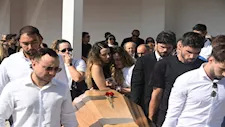 لاعبو ليفربول يصلون إلى جنازة ديوجو جوتا