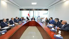 وزير البترول يبحث مع شركات عالمية ومحلية مشروع المسح الجوي لتحديث بيانات الثروات التعدينية