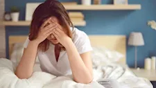3  علامات مبكرة لدى النساء تشير إلى مرض مناعي خطير
