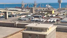 تداول 14 ألف طن بضائع عامة بموانئ البحر الأحمر