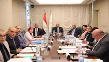 وزير التعليم يكرم الطلاب أوائل مدارس النيل المصرية الدولية