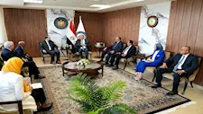  وزير البترول يبحث مع "إنرجوس" العالمية التعاون القائم في سفن التغييز