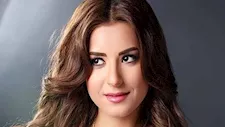 ريهام أيمن تخطف الأنظار بفستان أسود.. كيف نسقته؟