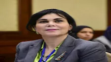 "القومي للمرأة" يهنئ الدكتورة عزة كامل لفوزها بجائزة التميز للمرأة العربية