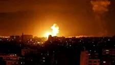 غارات إسرائيلية عنيفة تستهدف جنوب لبنان وتُخلف أضرارًا مادية في بلدة أنصارية
