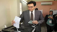 وزير الثقافة يدلي بصوته في انتخابات الشيوخ.. ويؤكد: واجب وطني