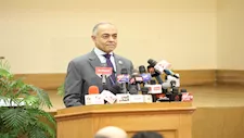 هل يجوز التصويت ببطاقة الرقم القومي المنتهية؟.. "الهيئة الوطنية" تحسم الجدل
