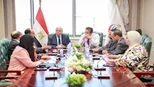 الصحة تبحث تفعيل بروتوكول جديد لعلاج مرضى اللوكيميا والليمفوما
