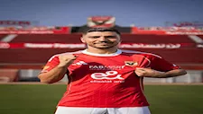 خاص .. محمد شريف لاعب الأهلي يوقع لنادي الزوراء العراقي