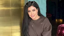 مكياج النيود.. هل نجحت جومانا مراد في اختيار إطلالتها على الشاطئ؟