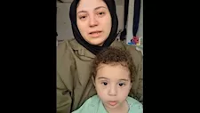 أشبه بالمعجزة.. والد الطفل "علي" المصاب بضمور العضلات يكشف تطورات حالة نجله