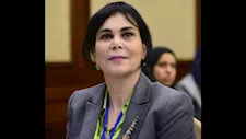 "القومي للمرأة" يهنئ عزة كامل لفوزها بجائزة التميز للمرأة العربية 