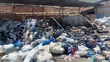 ننشر الصور الأولى لآثار حريق مخزن بالمنطقة الصناعية في الإسماعيلية
