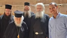   وفد من بطريركية القدس يتفقد معالم دير سانت كاترين