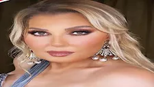 نادية الجندي بإطلالة جريئة.. كيف نسقت اللوك؟