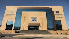 أول تعليق من جامعة الجلالة حول وفاة طالب سقط من الدور الثالث 