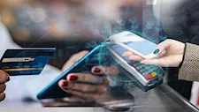 المدفوعات الرقمية تتوسع.. فلماذا يصر المصريون على "الكاش"؟