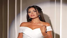 جمعت بين الجرأة والأناقة.. 6 صور ومعلومات عن إطلالة نسرين أمين 
