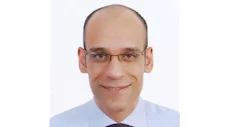 الدكتور هشام زايد مديرا لمستشفى المنيل التخصصي قصر العيني