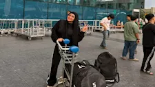 تصوير احتضاره وسفر مفاجئ.. 4 مشاهد أثارت الجدل حول أرملة إبراهيم شيكا
