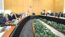 وزير الإسكان يوجه بتسريع تنفيذ وتسليم المشروعات بالمدن الجديدة