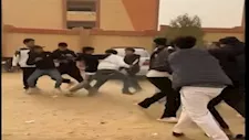 الأمن يفحص فيديو مشاجرة بين طلاب أمام مدرسة بحدائق أكتوبر