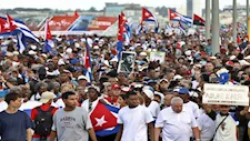 كوبا تنظم مظاهرات حاشدة لإدانة الهجمات الأمريكية على فنزويلا