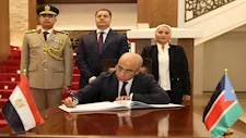 السفير المصري الجديد يقدم أوراق الاعتماد إلى رئيس جمهورية جنوب السودان