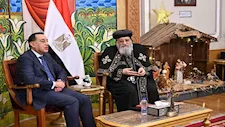 في اتصال هاتفي.. رئيس الوزراء يطمئن على صحة البابا تواضروس