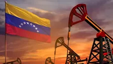 أمريكا تعلن بدء التسويق للنفط الفنزويلي 