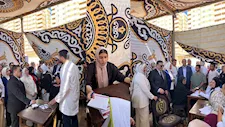 علاج ومحو أمية.. قافلة جامعة الإسكندرية تخدم أهالي بشاير الخير -صور