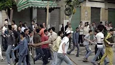 بسبب "صوت الكاسيت".. إصابة 3 بائعين في مشاجرة بالأسلحة البيضاء بسوهاج