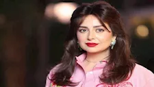 جاذبية اللون الوردي.. 6 صور ومعلومات عن إطلالة هبة مجدي