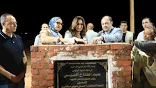 بالصور- وزيرة التنمية المحلية تضع حجر أساس مجمع التمور في الوادي الجديد
