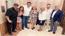 منة فضالي تنشر صورا بصحبة إلهام شاهين وهاني رمزي في زيارة لـ أحمد السقا
