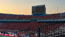بدء توافد جماهير النادي الأهلي على استاد القاهرة لمواجهة الزمالك في بطولة الدوري