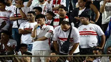 حزن وحسرة.. 10 صور لرد فعل جماهير الزمالك بعد الخسارة من الأهلي