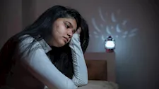 هلوسة وصداع امرأة يكشف إصابتها بمرض خطير 