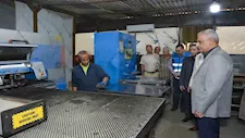 وزير الإنتاج الحربي يوجه بزيادة إنتاج "حلوان للأجهزة المعدنية" والالتزام بأعلى معايير الجودة
