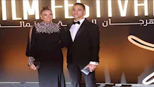 الأسود والفضي والذهبي.. ألوان لافتة تصدرت إطلالات نجمات مهرجان الجونة السينمائي