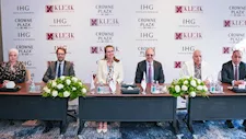 "كلييك للتطوير العقاري" توقع اتفاقية مع " IHG» العالمية" لإدارة فندق كراون بلازا القاهرة الجديدة