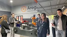 وزيرة التنمية تطلع على تقنيات الذكاء الاصطناعي والروبوتات بمحطات الطاقة الشمسية بأرمينيا